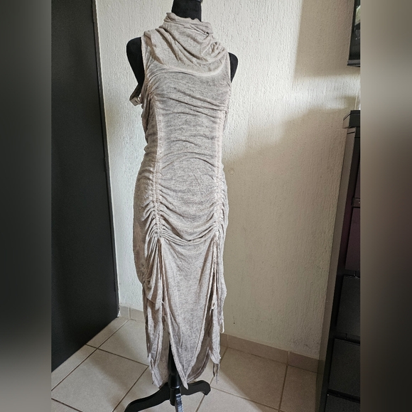 Darker Wavs Ruched Harness Dress - Picture 8 of 11